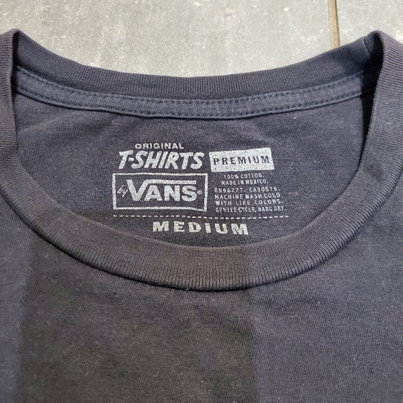 Vans crop top - Picture 2 of 3